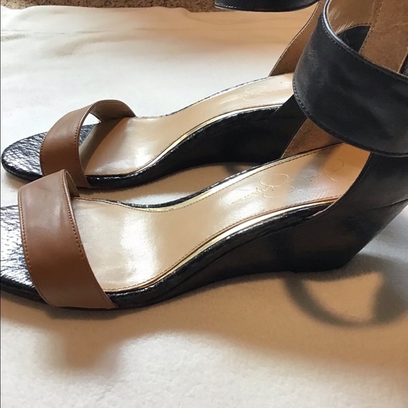 Jessica Simpson wedge sandal - Picture 3 of 5
